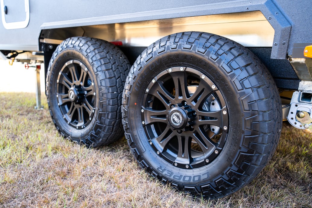 Why should I choose Drum over Disc brakes? What is the difference?